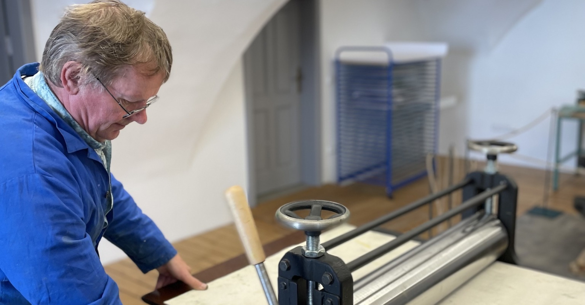 Grafický workshop linorytu s Pavlem Piekarem
